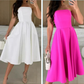 Elegantes, farbloses trägerloses Midi -Kleid