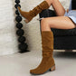 Modische und bequeme kniehohe Stiefel mit Blockabsatz