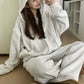 Modisches zweiteiliges Set aus Kapuzenpulli und Jogginghose für Damen