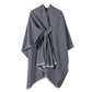 Poncho mit Front-Schlaufe-Design