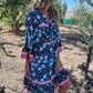 Lässiges Kleid mit Blumenmuster, V-Ausschnitt und Knopfleiste