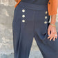 Lockere Hose mit weitem Bein und elastischer Taille