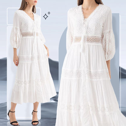 Boho Midi-Kleid mit V-Ausschnitt in Weiß
