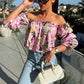 Geblümtes, gesmoktes Off-Shoulder-Top
