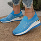 Lässige Slip-on-Sneakers aus Mesh-Gewebe mit Strasssteinen für Damen