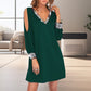 Glamorous – Schulterfreies Kleid mit V-Ausschnitt und Glitzerbesatz