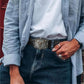 Herren-Gürtel aus geprägtem Leder im Retro-Stil mit Stierkopf-Motiv