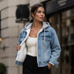 🚀 Der neue Favorit ist da – und er ist schon ein Verkaufsschlager! Damen Jeansjacke mit Kapuze, Lagenlook und warmem Futter