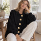 🚀Viral gegangen!🚀 Damen Elegante Revers-Strickjacke mit goldenen Knöpfen